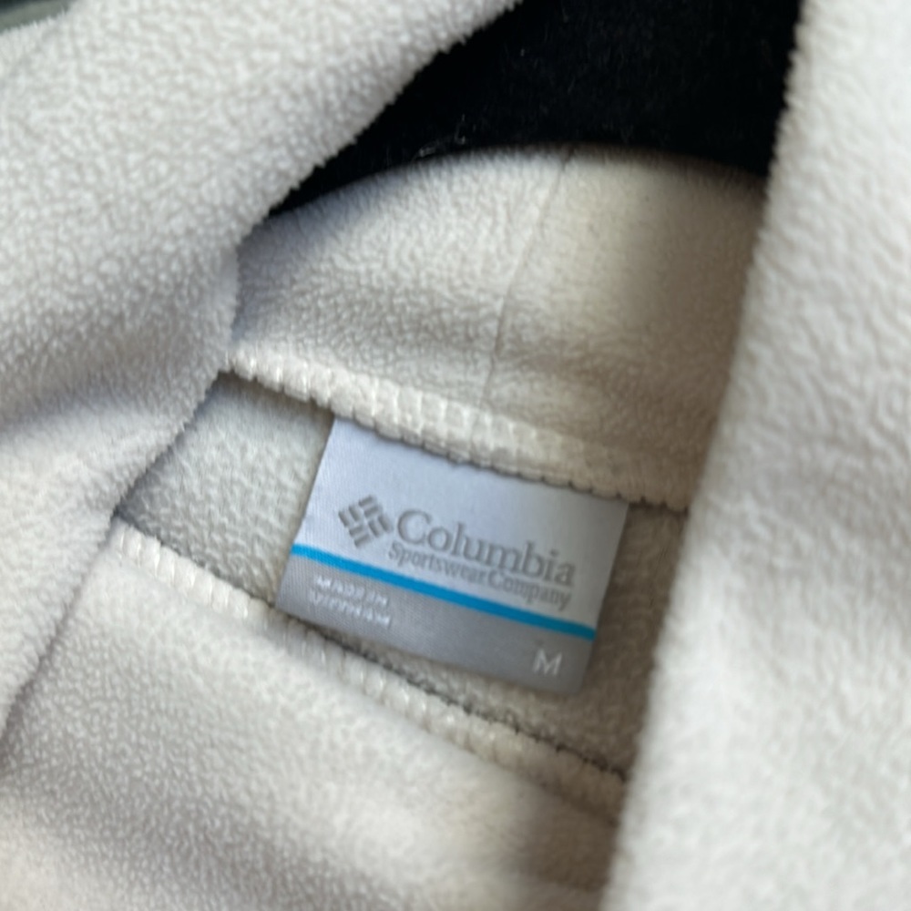 Columbia sweater - Picture 6 of 6